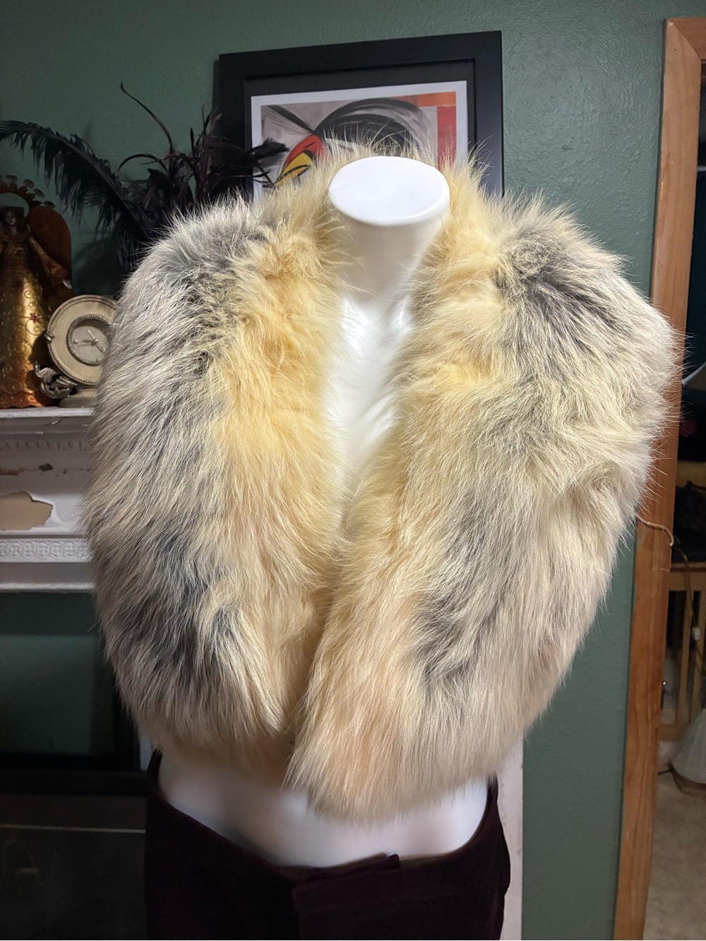 Vintage Natural Fox Fur Collar - Cream and Gray